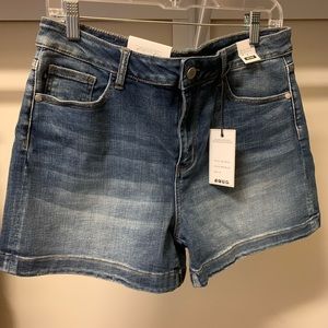 Judy Blue JB150043 Mid-Rise Denim Shorts